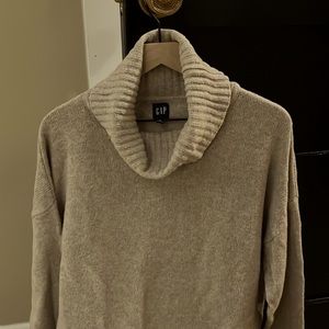 Women’s beige turtleneck, M, great shape